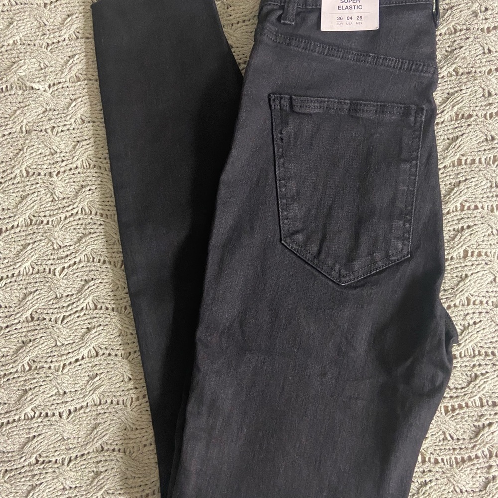Brand New ZARA Jeans